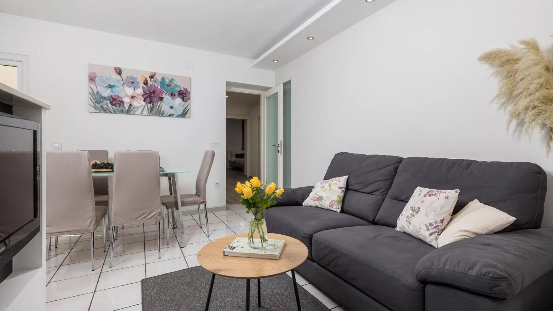 Apartment City Flower Rijeka 0*,  Croatia
