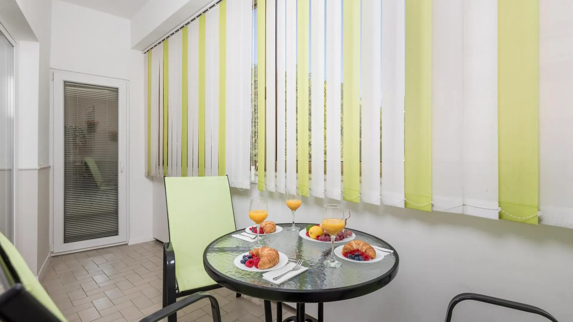 Apartment City Flower Rijeka