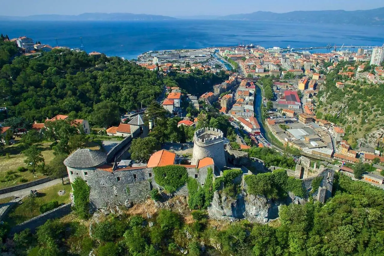 Apartment City Flower Rijeka